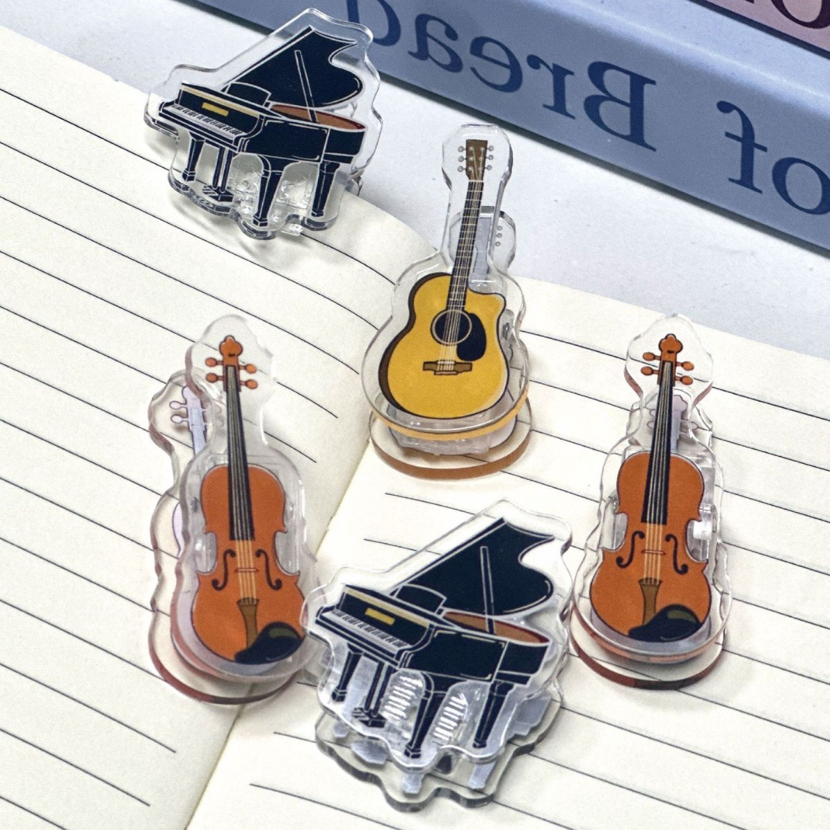 مشابك موسيقية شفافة على شكل آل - مراجعة Musical Instrument Coloring Pages وسعره