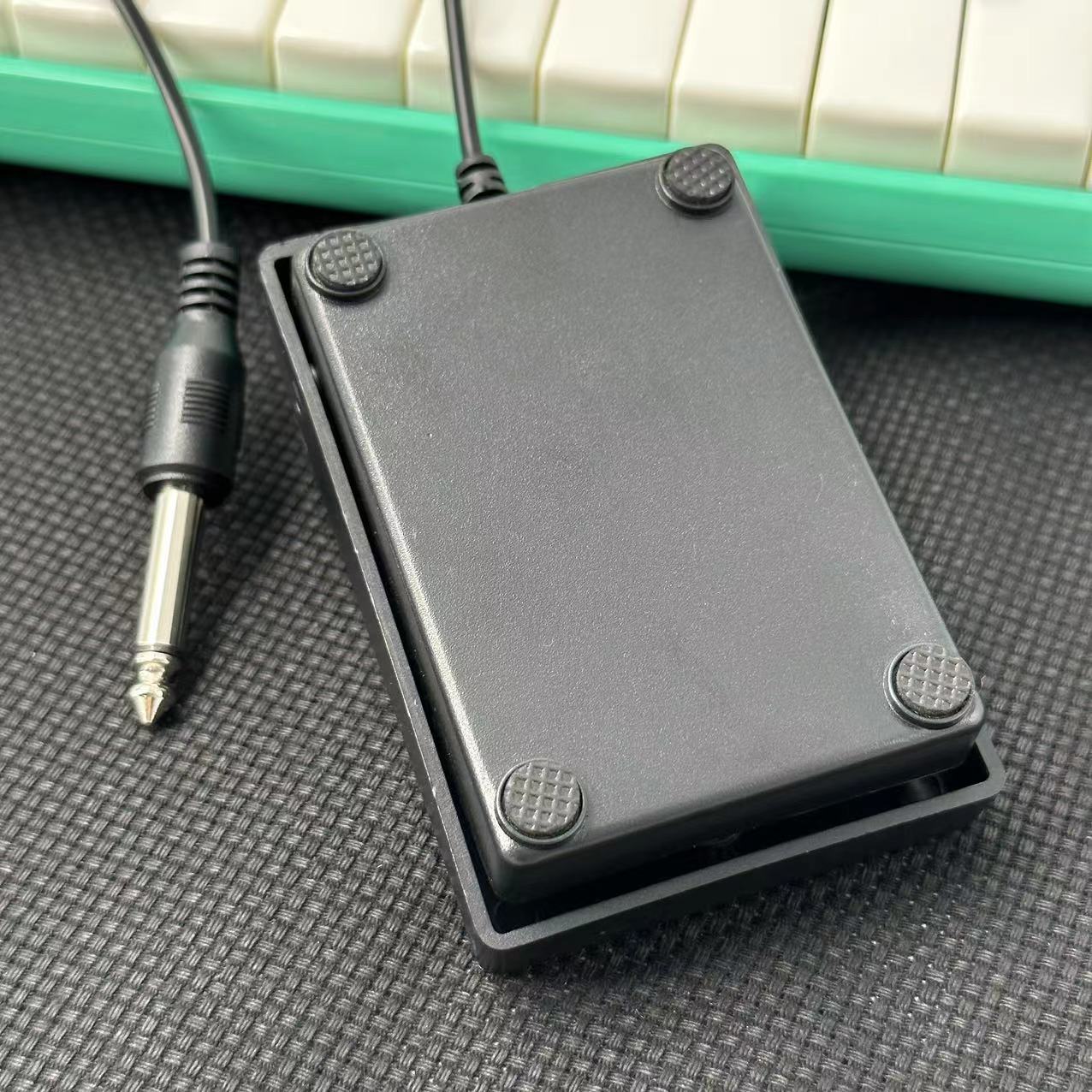 دواسة الحفاظ المدمجة للوحة الم - مراجعة Musical Instrument Synthesizer وسعره