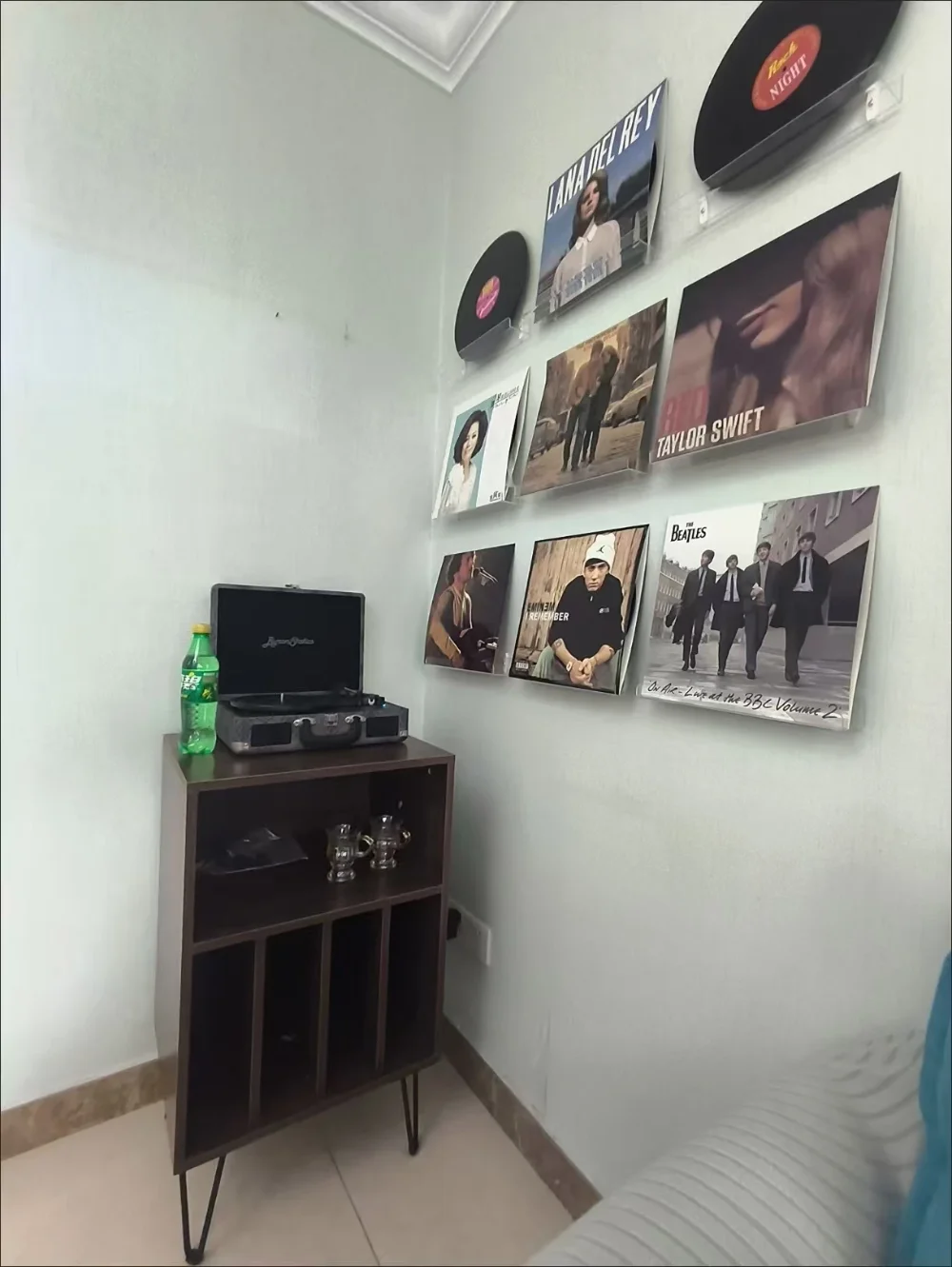 حامل مشغل أسطوانات بتصميم نورد - مراجعة Musical Instrument Morocco وسعره