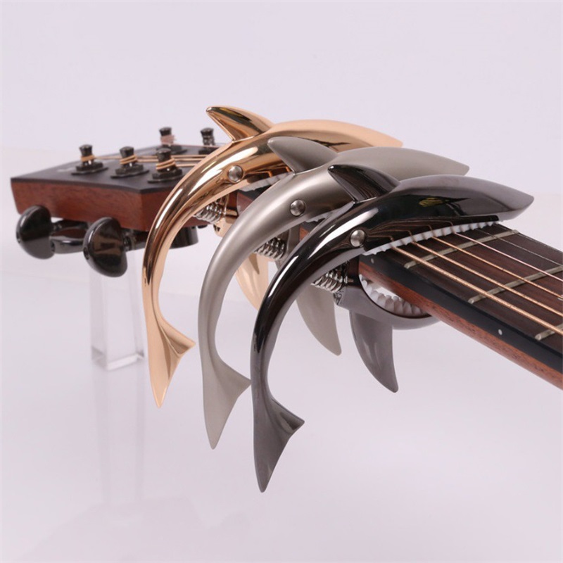 كابو جيتار معدني من سبيكة الزن - مراجعة Acoustic Guitar Dreadnought وسعره